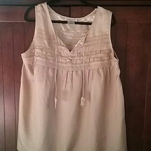 Beautiful sleeveless tunic